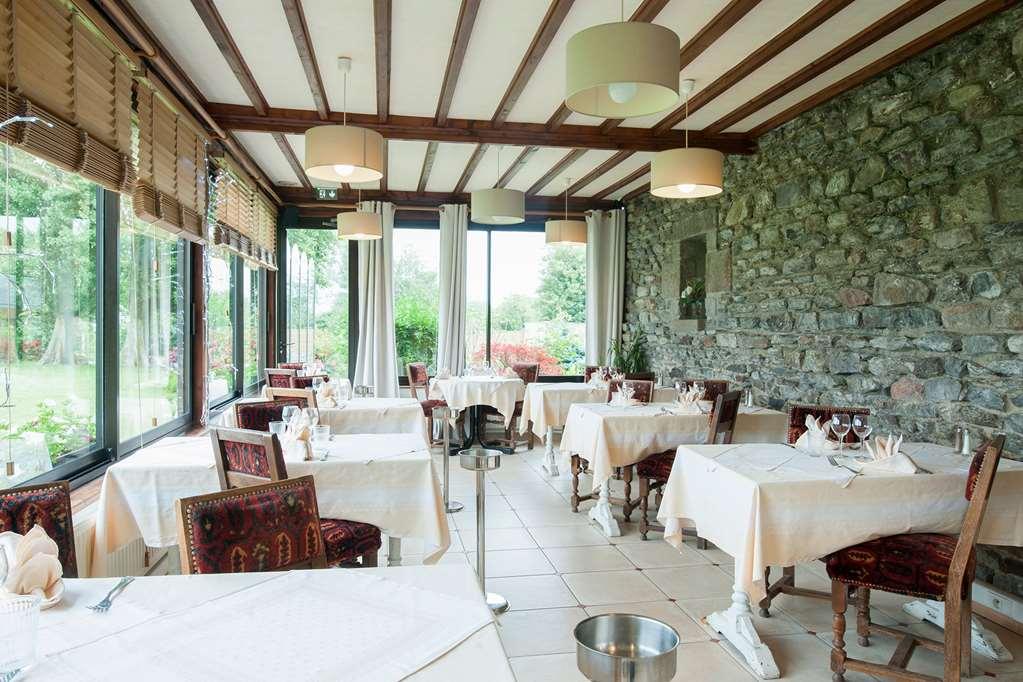 מלון Courtils Manoir De La Roche Torin, The Originals Relais מסעדה תמונה
